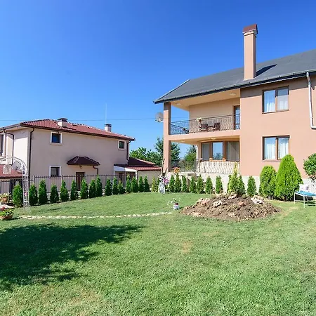 Вілла Maja Варна